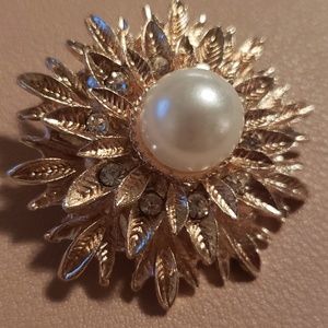 Sunburst Brooch